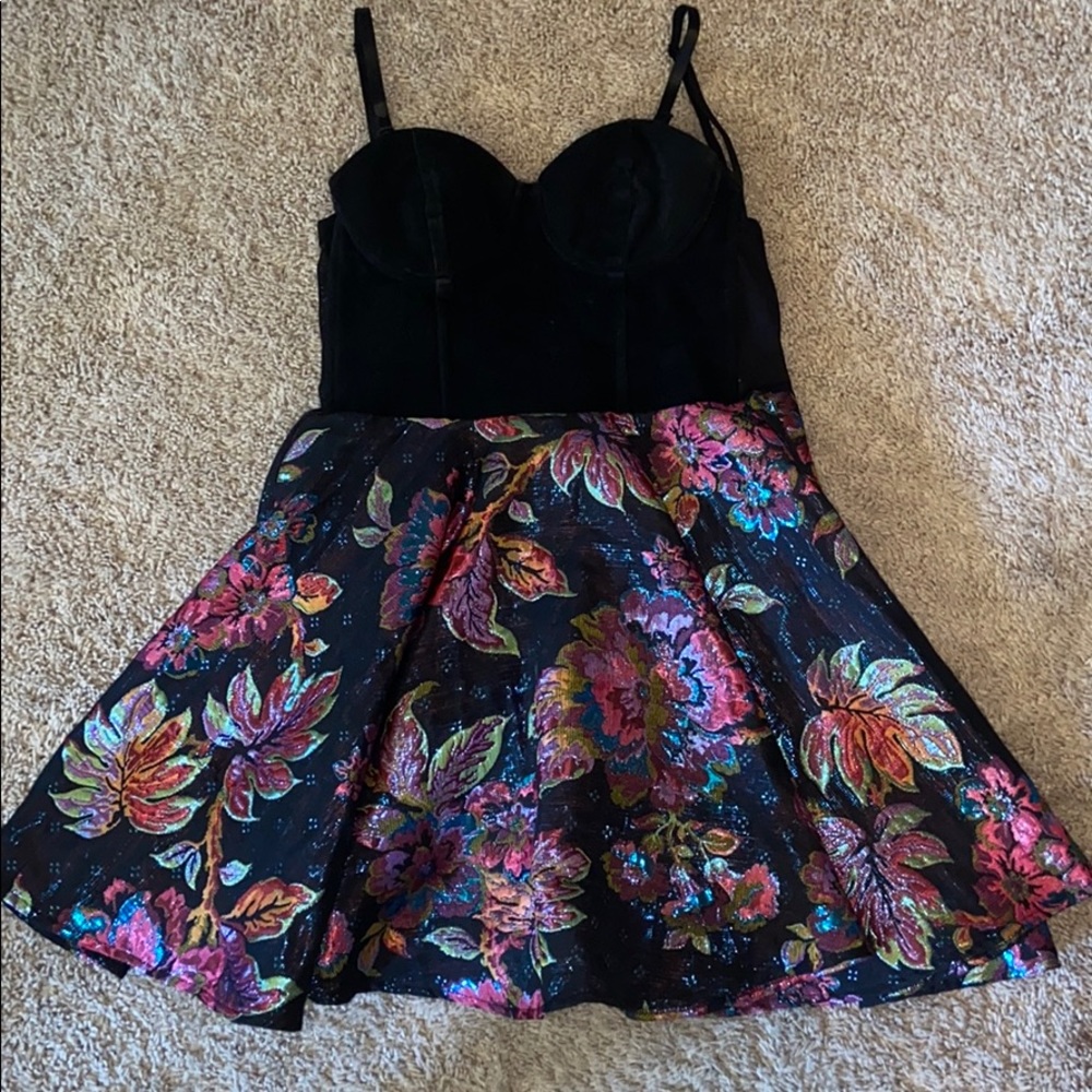 Brand NEW Mink Pink Dress 💖